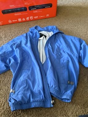 Women’s blue windbreaker light 80s style